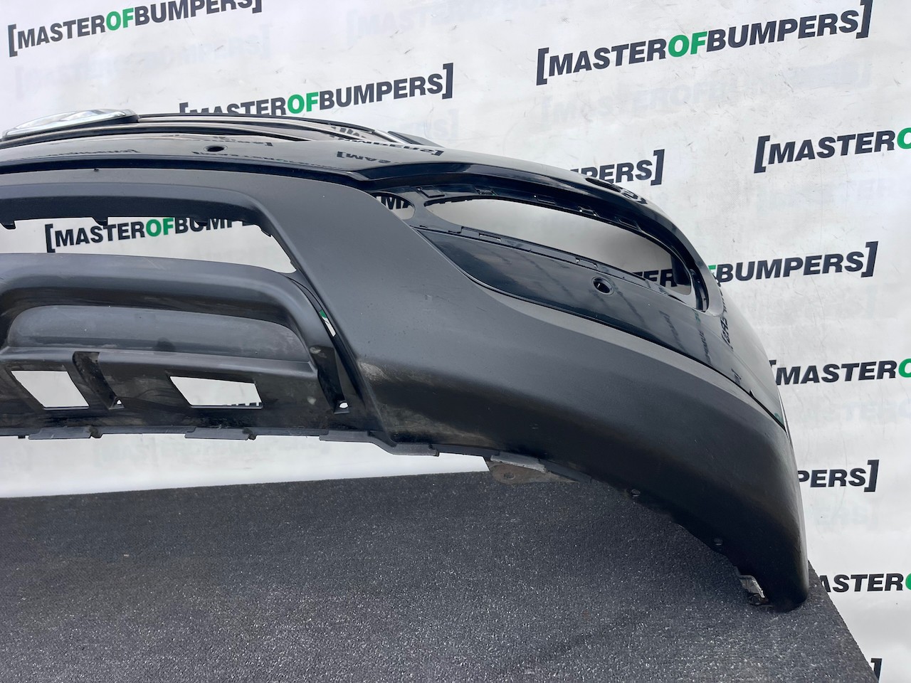 Hyundai Santa Fe Premium 7 Seater 2013-2015 Front Bumper 6 Pdc Genuine [h627]