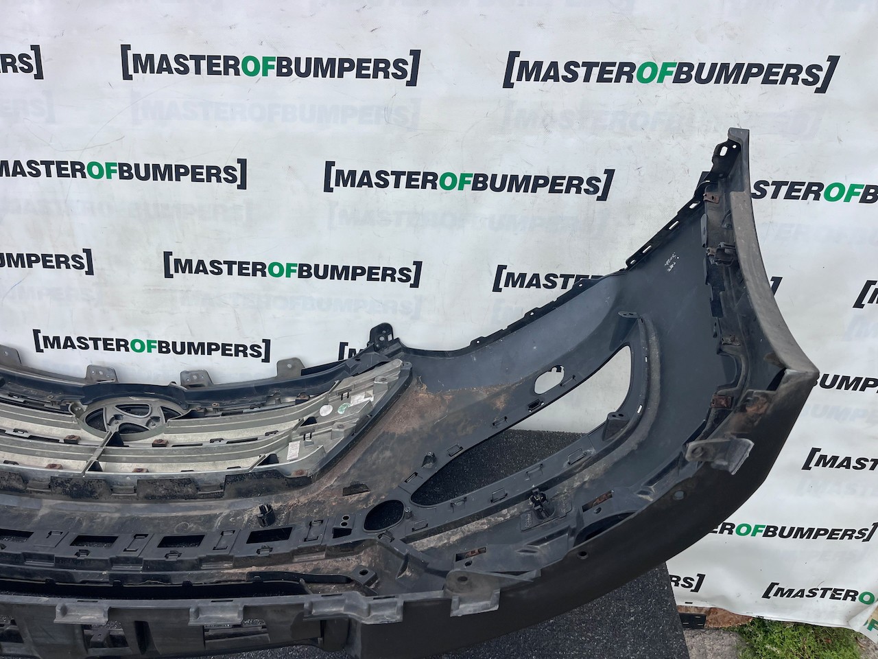 Hyundai Santa Fe Premium 7 Seater 2013-2015 Front Bumper 6 Pdc Genuine [h627]