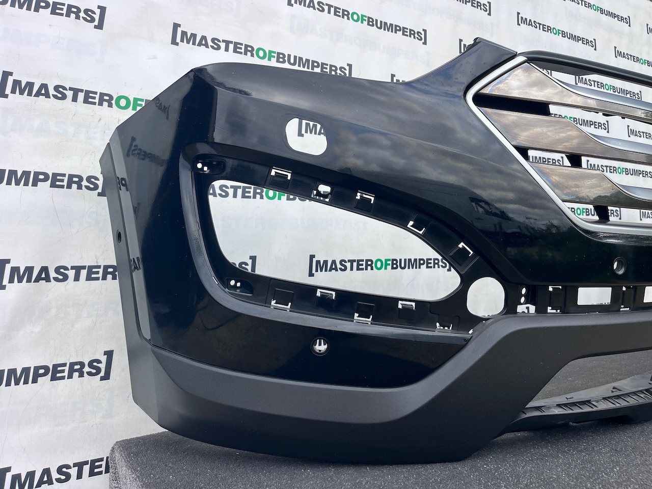 Hyundai Santa Fe Premium 7 Seater 2013-2015 Front Bumper 6 Pdc Genuine [h627]