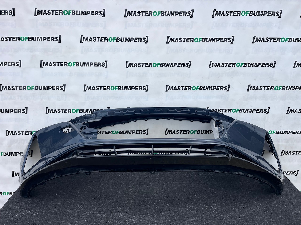 Hyundai I20 Premium Hatchback Mk3 2020-2022 Front Bumper No Pdc Genuine [h637]