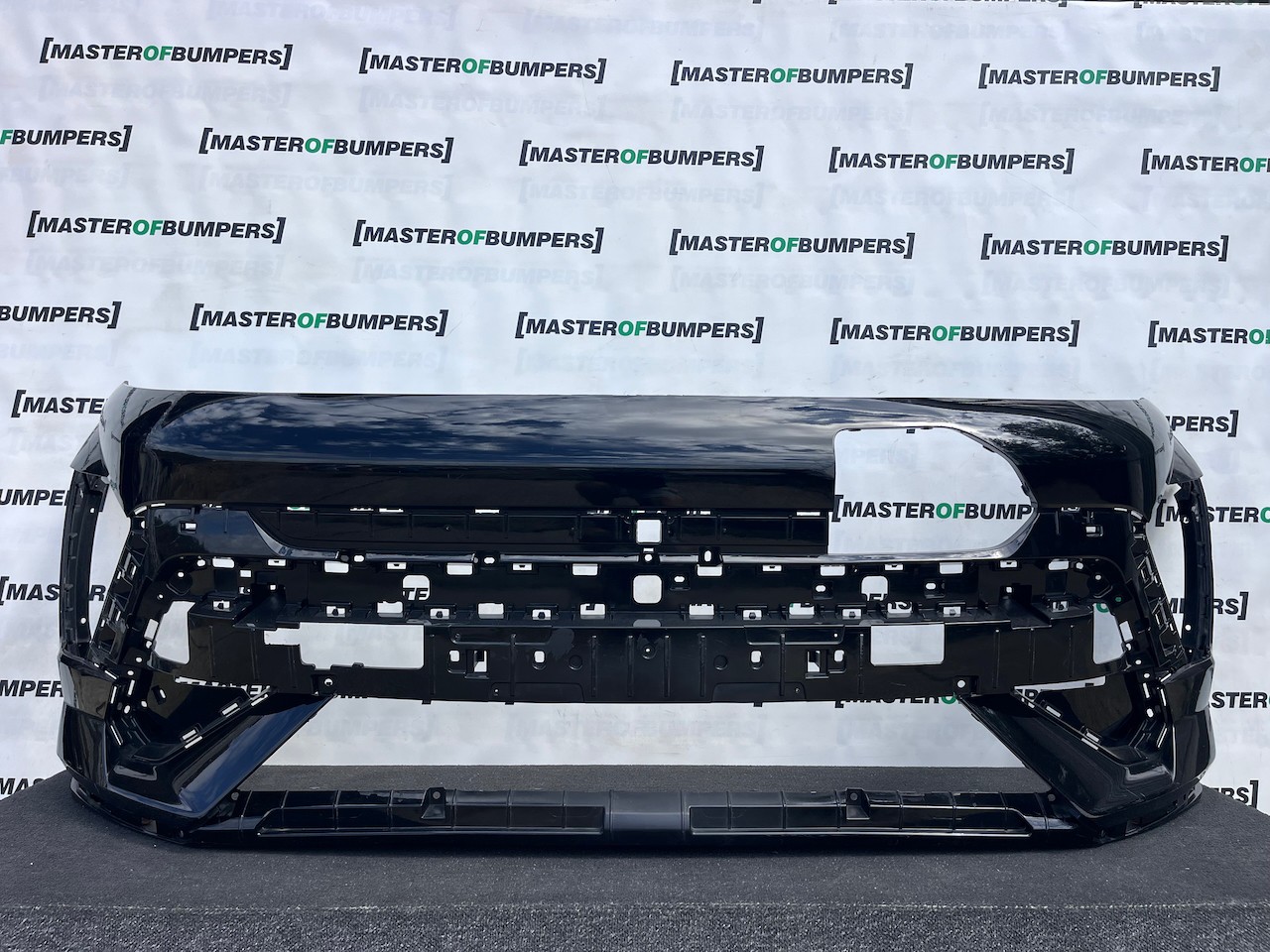 Hyundai Kona Electric N-line Mk2 2024-2027 Front Bumper 4 Pdc Genuine [h613]
