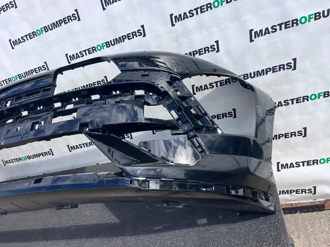 Hyundai Kona Electric N-line Mk2 2024-2027 Front Bumper 4 Pdc Genuine [h613]