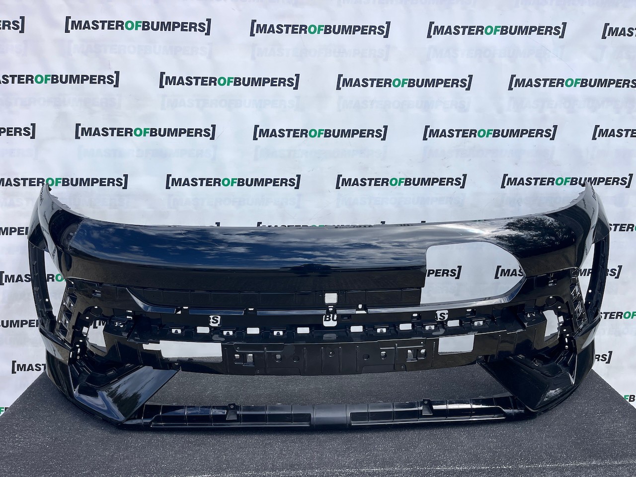 Hyundai Kona Electric N-line Mk2 2024-2027 Front Bumper 4 Pdc Genuine [h613]