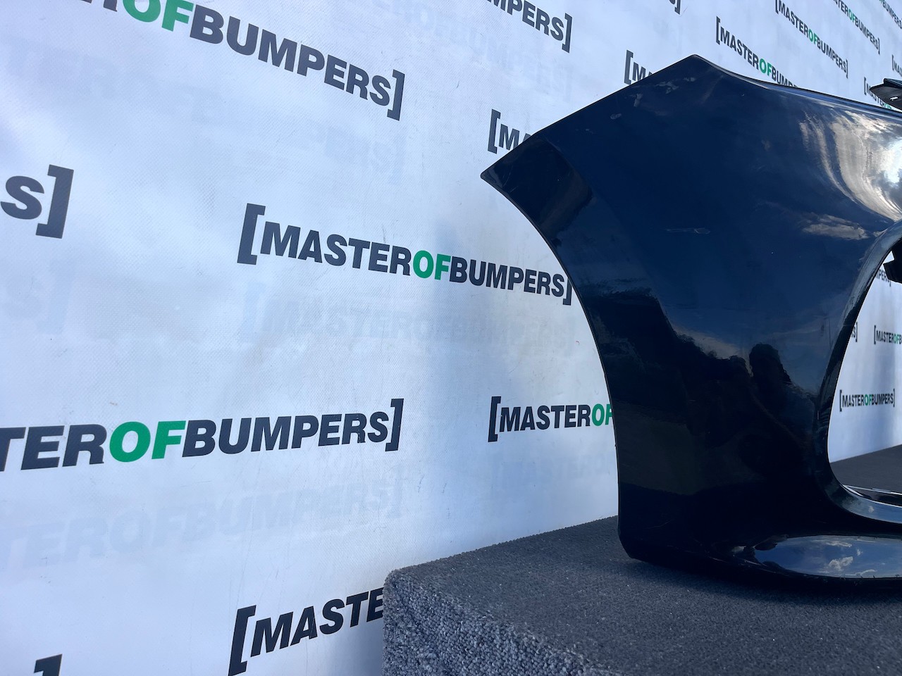 Hyundai I10 I10 Premium Se Hatchback Lift 2017-2019 Front Bumper Genuine [h645]