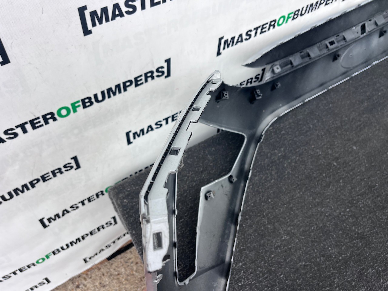 Hyundai Bayon Ultimate Hatchback 2021-2023 Front Bumper Genuine [h650]