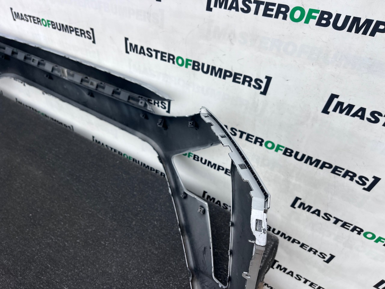 Hyundai Bayon Ultimate Hatchback 2021-2023 Front Bumper Genuine [h650]