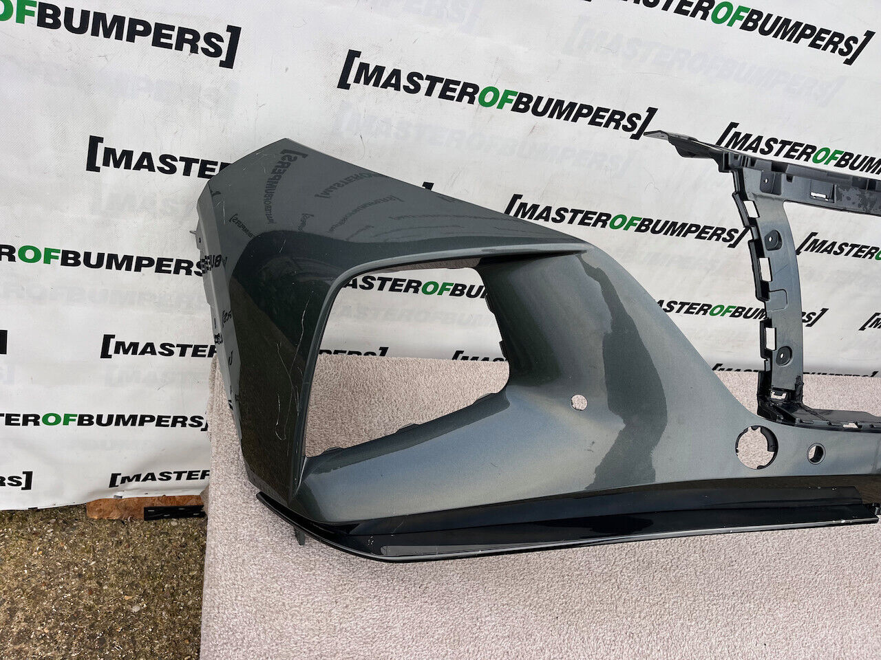 Hyundai Tucson Hybrid Premium Ultimate 2021-24 Front Bumper 4 Pdc Genuine [h467]