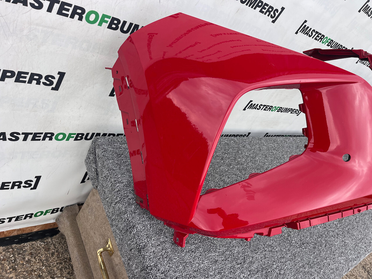 Hyundai Tucson Hybrid Premium Ultimate 2021-24 Front Bumper 4 Pdc Genuine [h514]