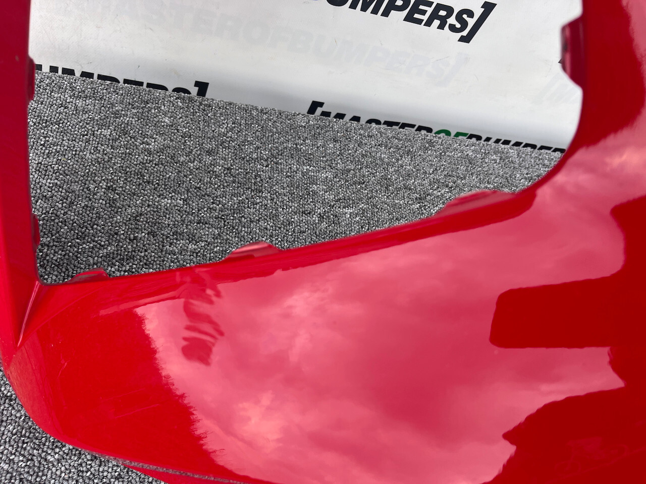 Hyundai Tucson Hybrid Premium Ultimate 2021-24 Front Bumper 4 Pdc Genuine [h514]