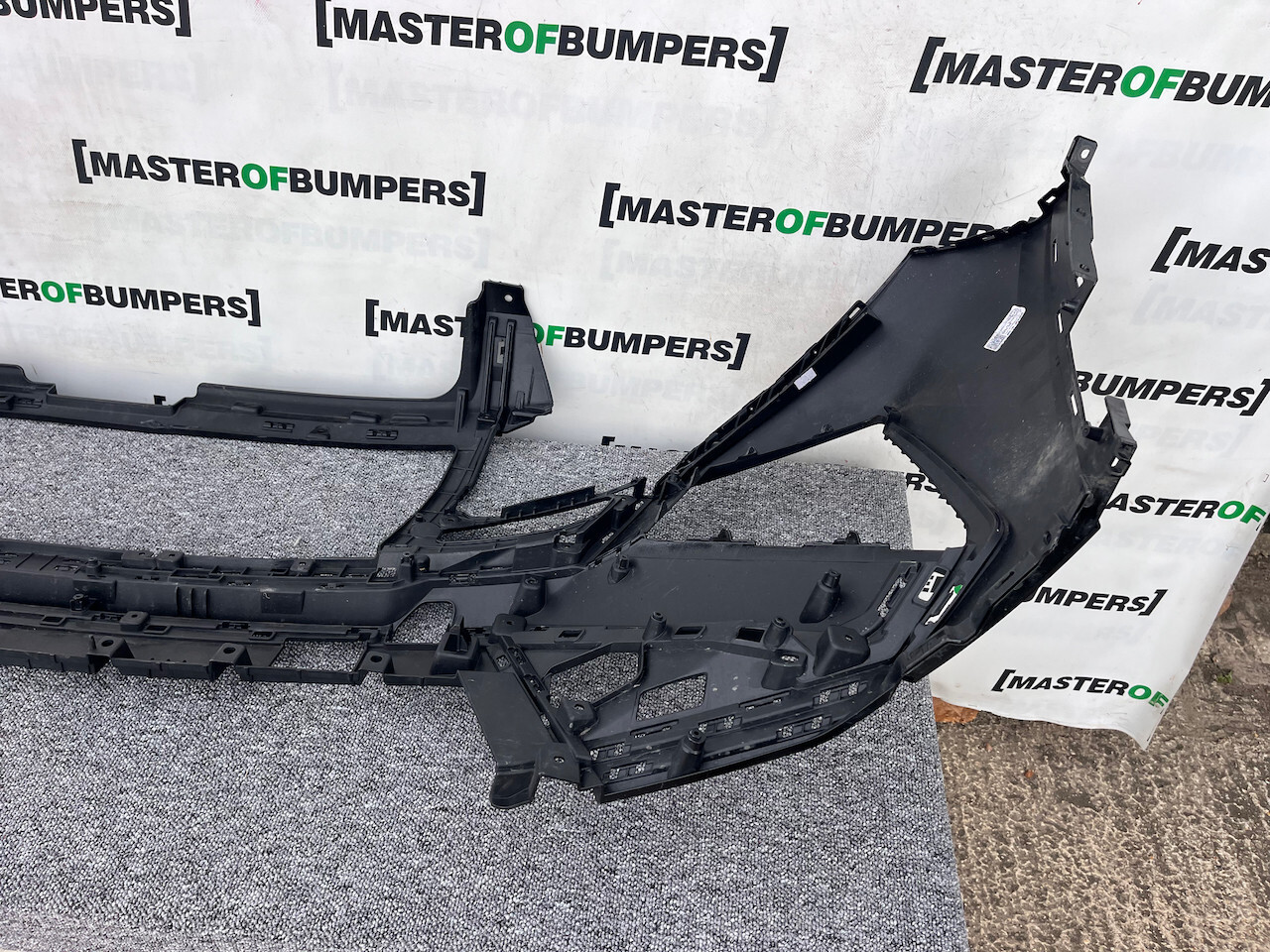 Hyundai Tucson Hybrid Premium Ultimate 2024-on Front Bumper Pdc Genuine [h515]