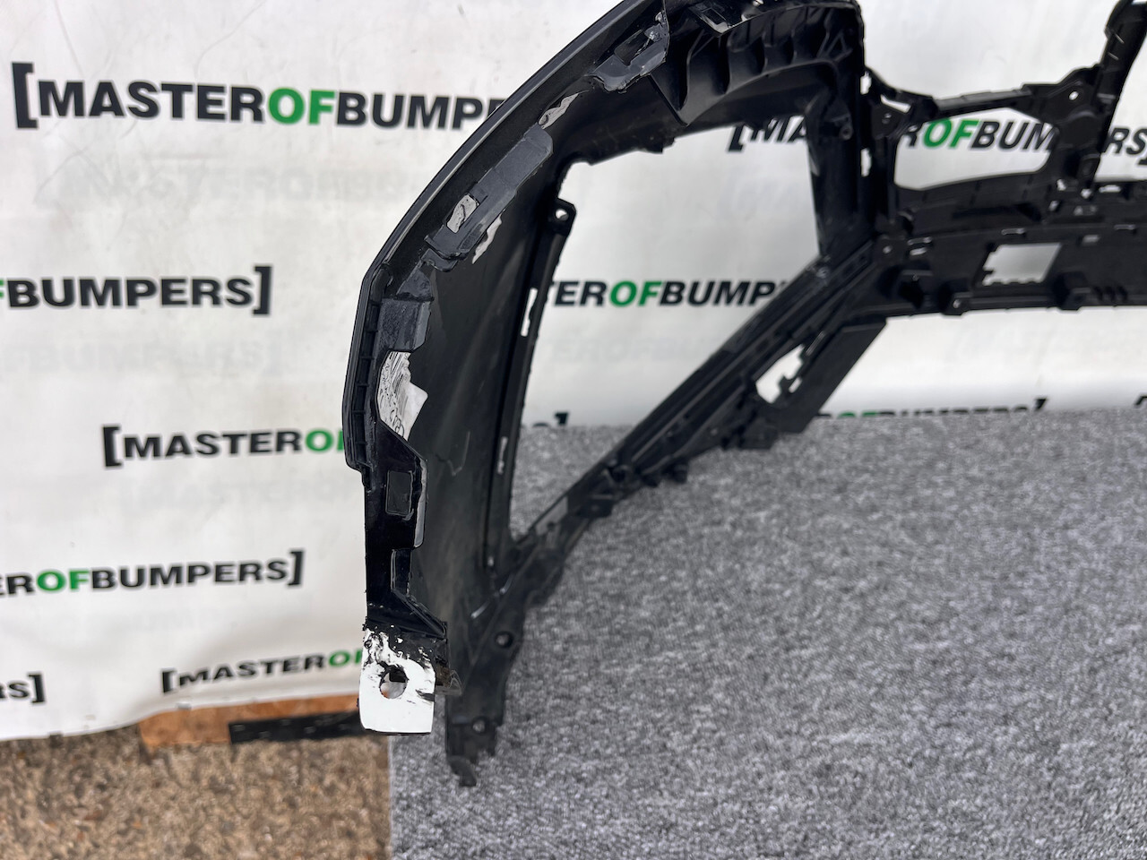 Hyundai Tucson Hybrid Premium Ultimate 2024-on Front Bumper Pdc Genuine [h515]