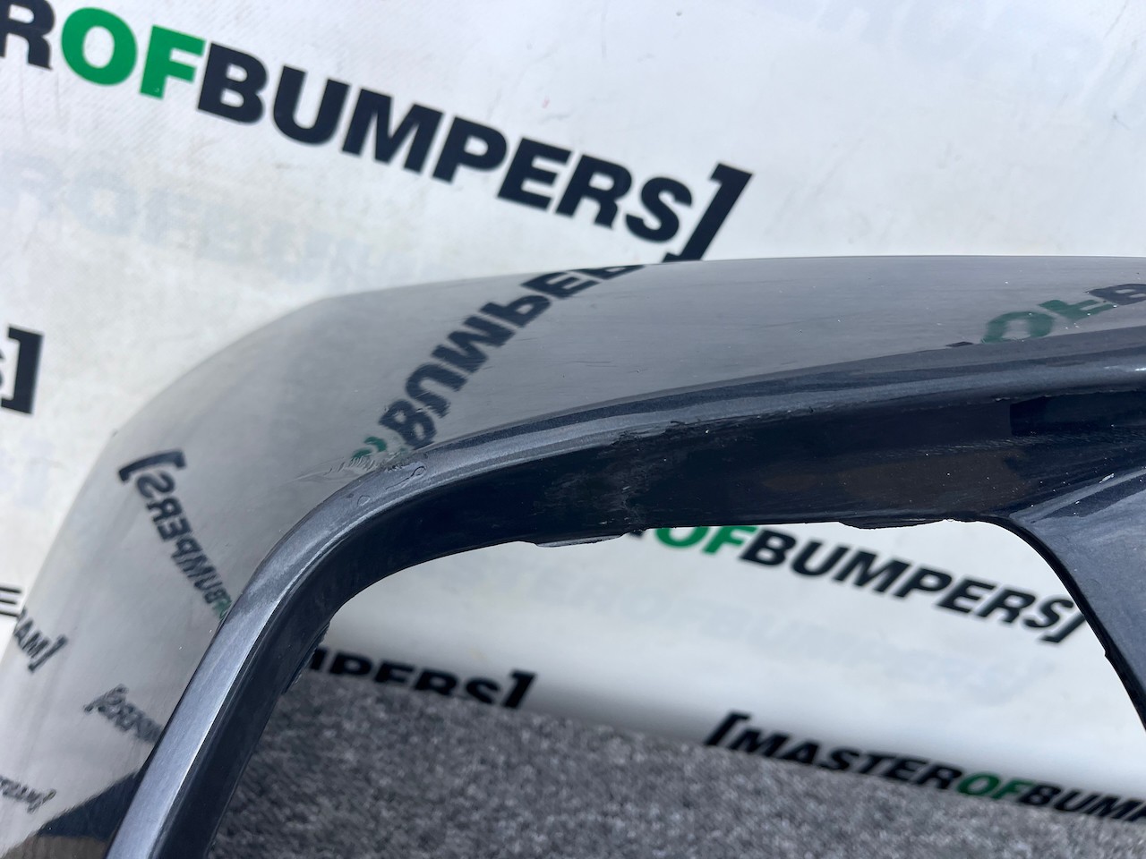 Hyundai Tucson Hybrid Premium 2021-2023 Front Bumper 4 Pdc Genuine [h545]