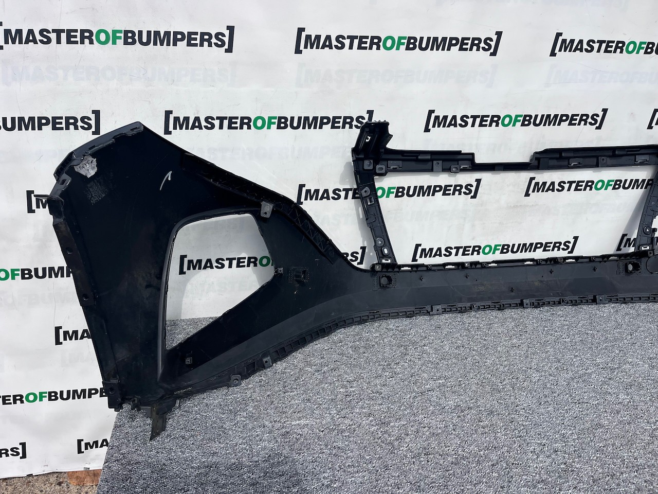 Hyundai Tucson Hybrid Premium 2021-2023 Front Bumper 4 Pdc Genuine [h545]