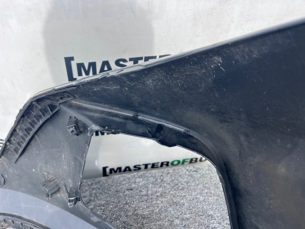 Hyundai Tucson Hybrid Premium 2021-2023 Front Bumper 4 Pdc Genuine [h545]