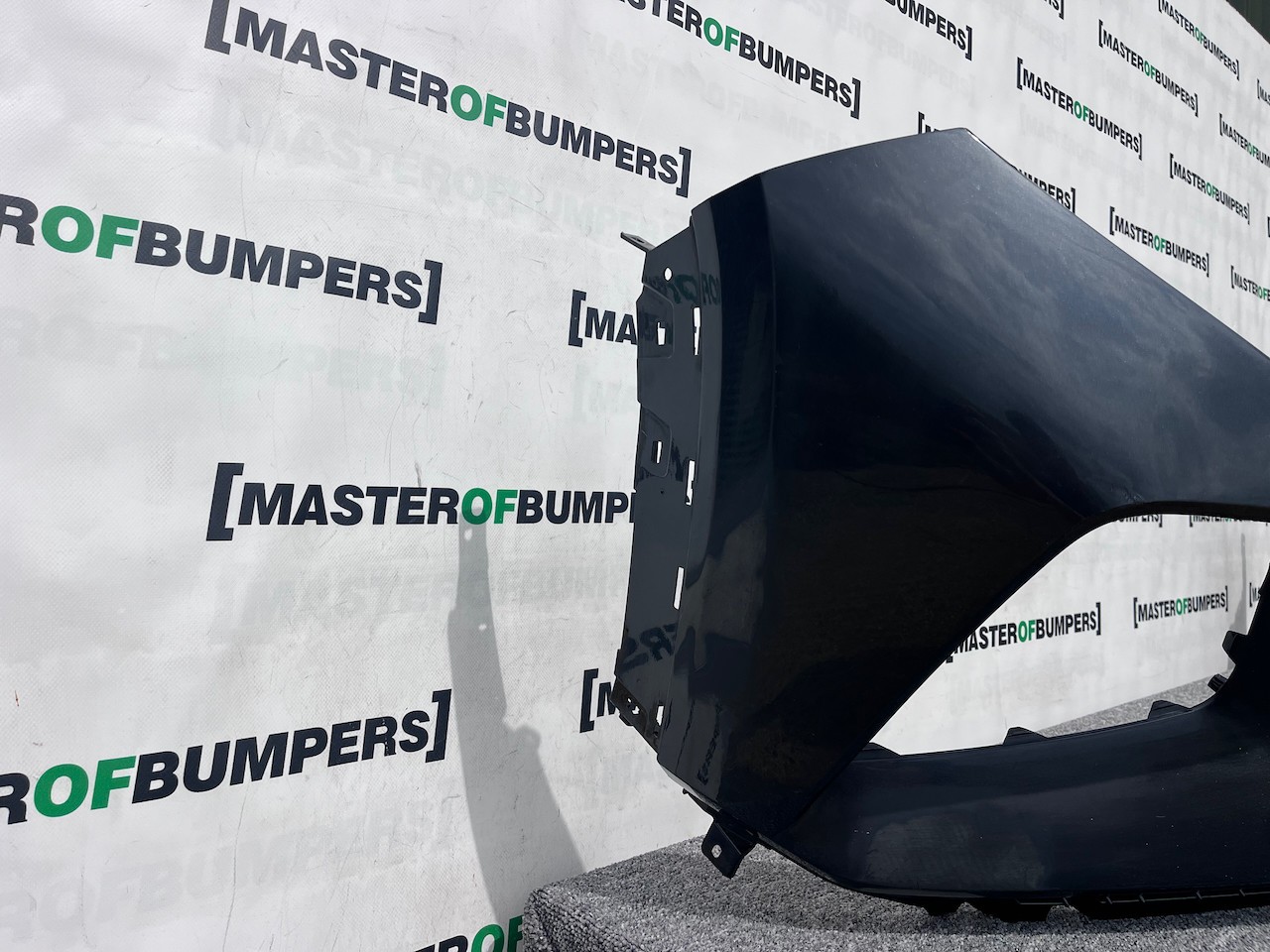 Hyundai Tucson Hybrid Premium 2021-2023 Front Bumper 4 Pdc Genuine [h545]