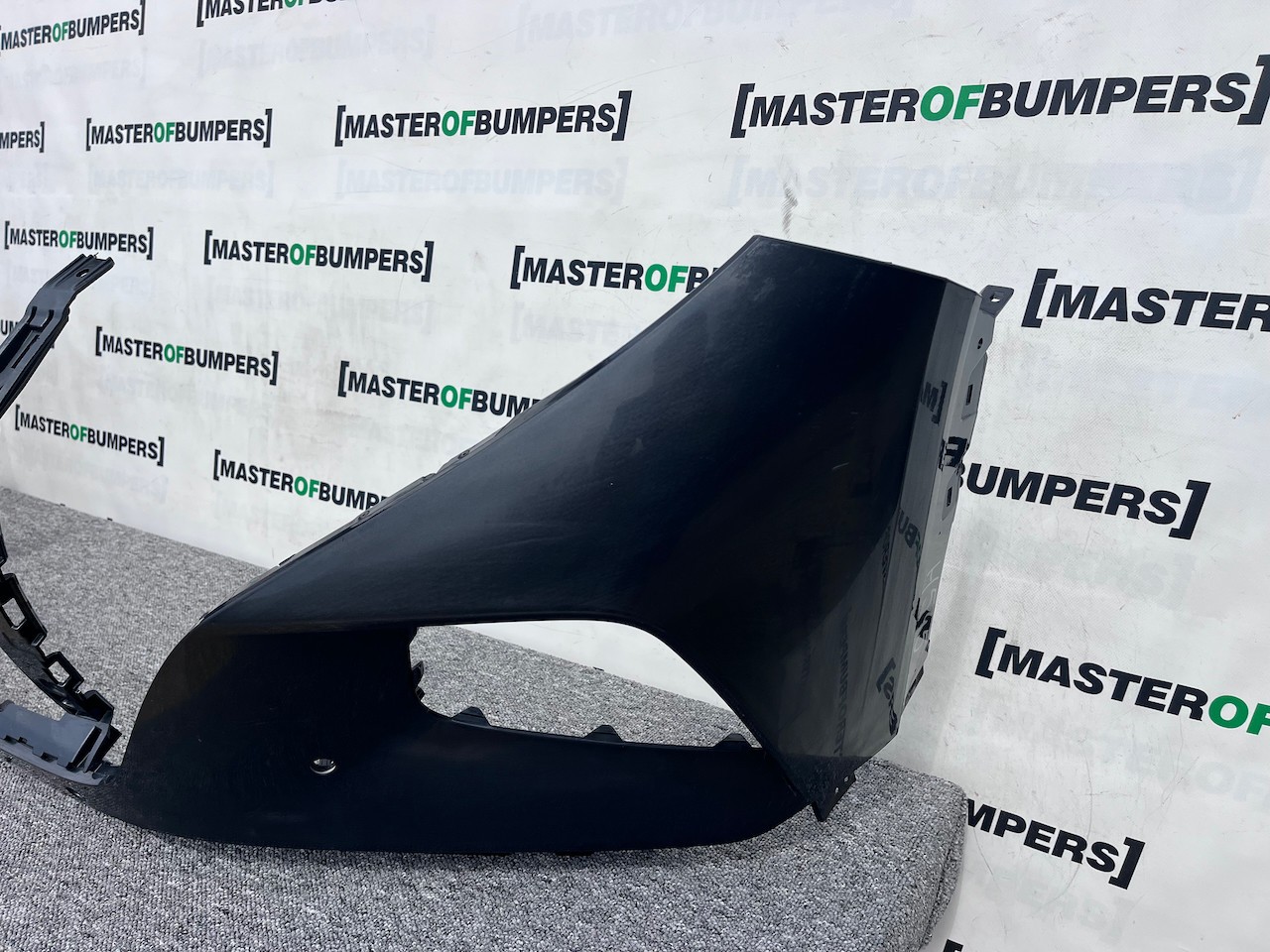 Hyundai Tucson Hybrid Premium 2021-2023 Front Bumper 4 Pdc Genuine [h545]