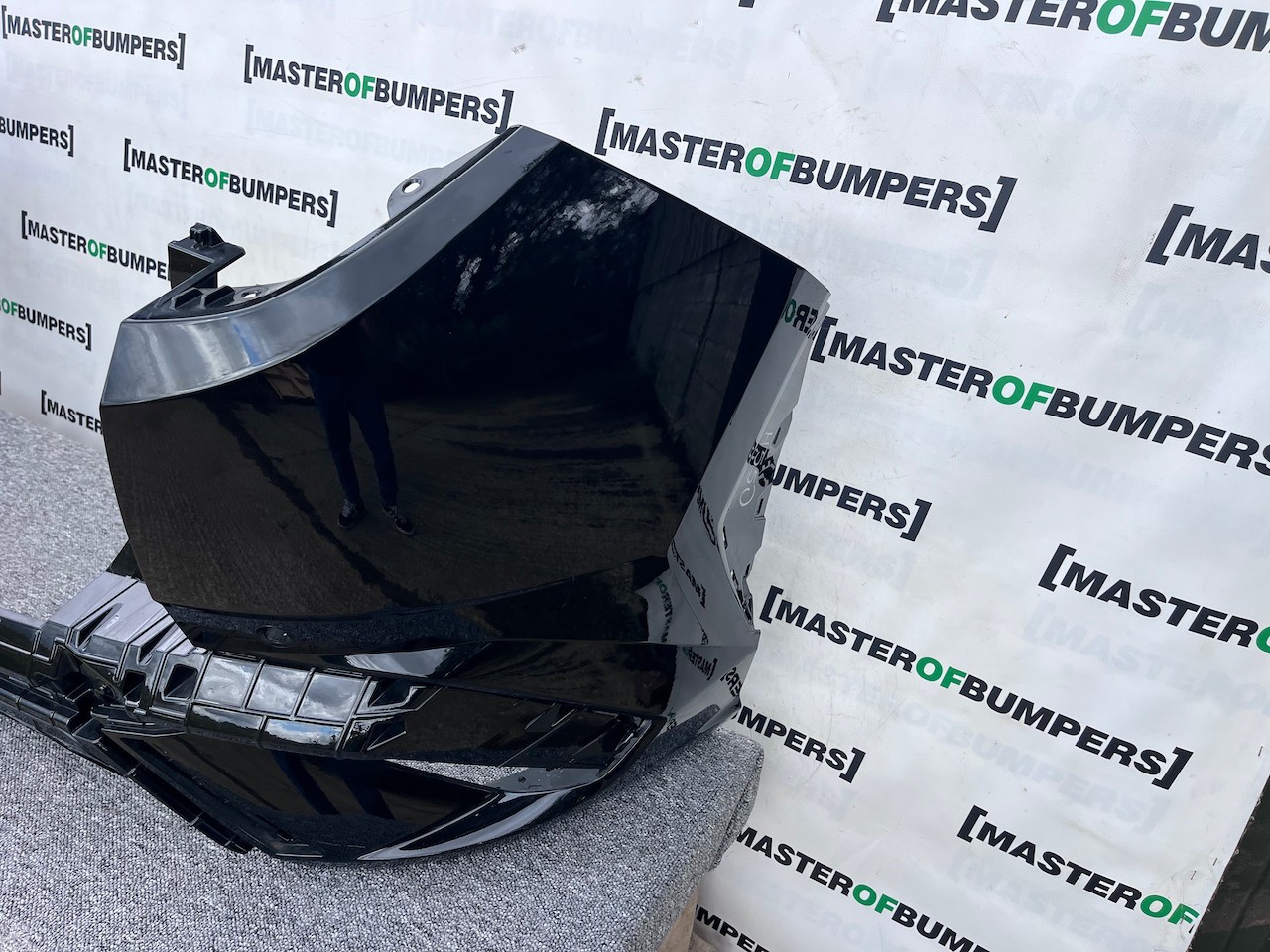 Hyundai Tucson N-line Hybrid Premium 2024-on Rear Bumper 4 Pdc Genuine [h550]