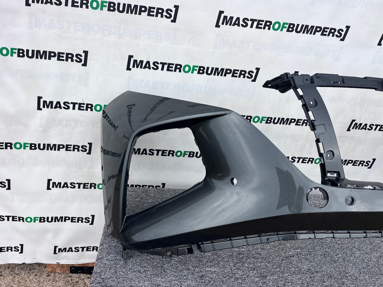 Hyundai Tucson Hybrid Se Premium 2021-2023 Front Bumper 6 Pdc Genuine [h556]