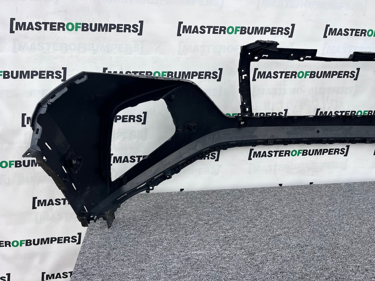 Hyundai Tucson Hybrid Se Premium 2021-2023 Front Bumper 6 Pdc Genuine [h556]