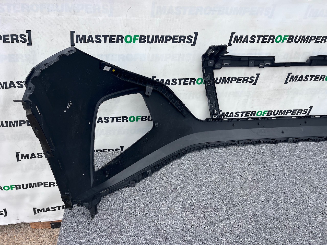 Hyundai Tucson Hybrid Se Premium 2021-2023 Front Bumper No Pdc Genuine [h558]