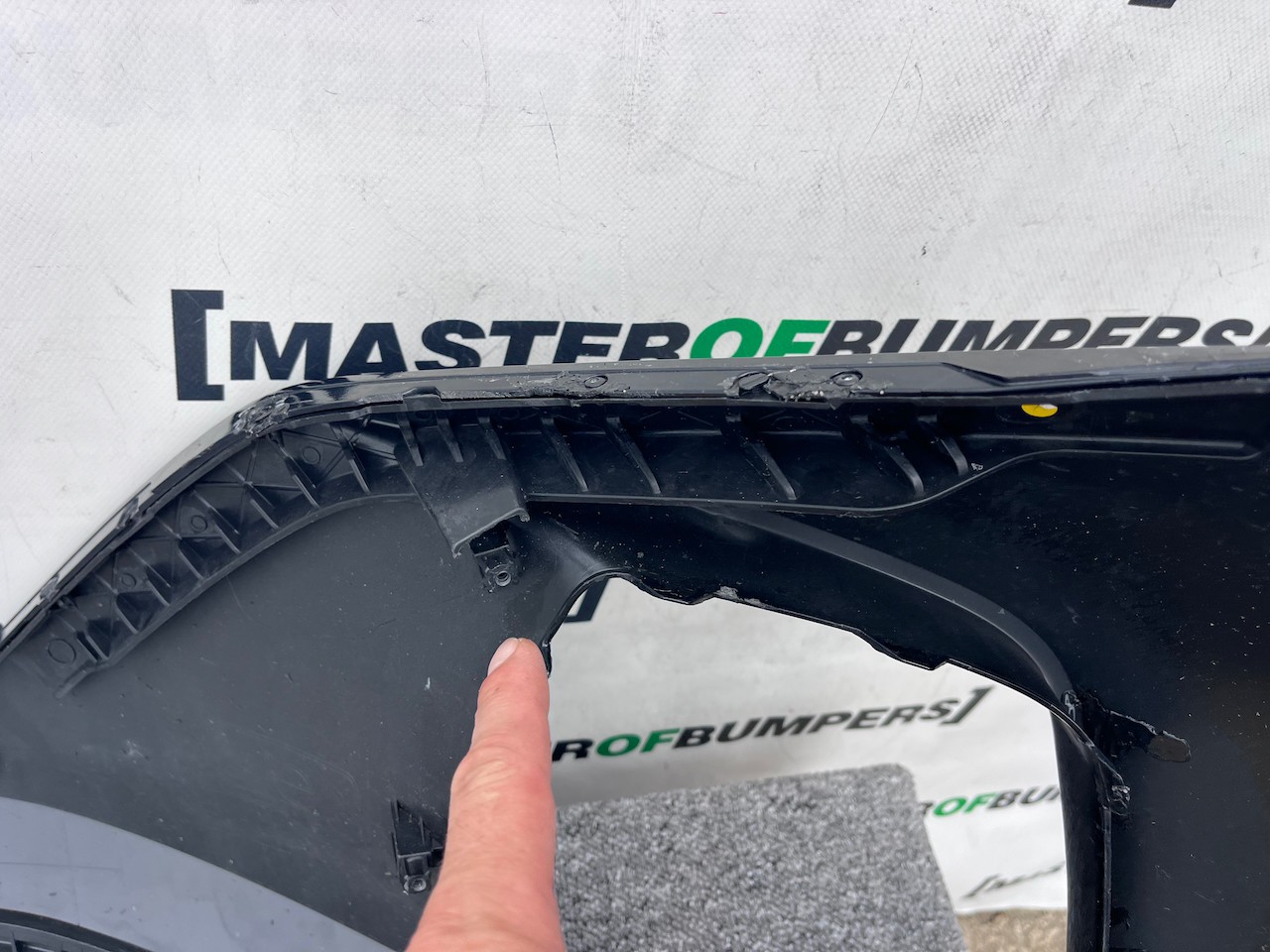 Hyundai Tucson Hybrid Se Premium 2021-2023 Front Bumper No Pdc Genuine [h558]