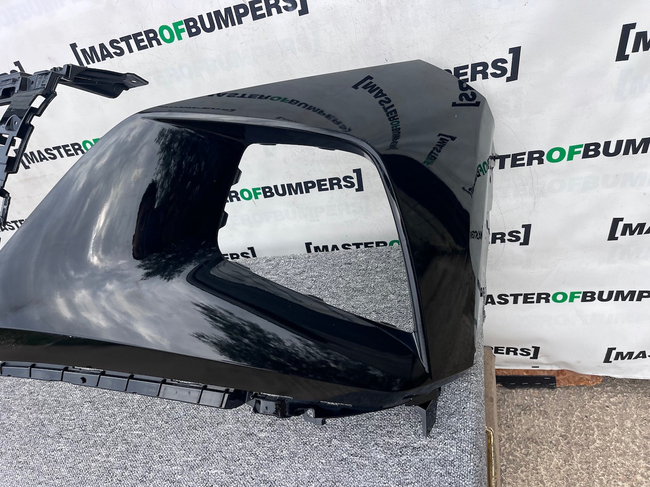 Hyundai Tucson Hybrid Se Premium 2021-2023 Front Bumper No Pdc Genuine [h558]