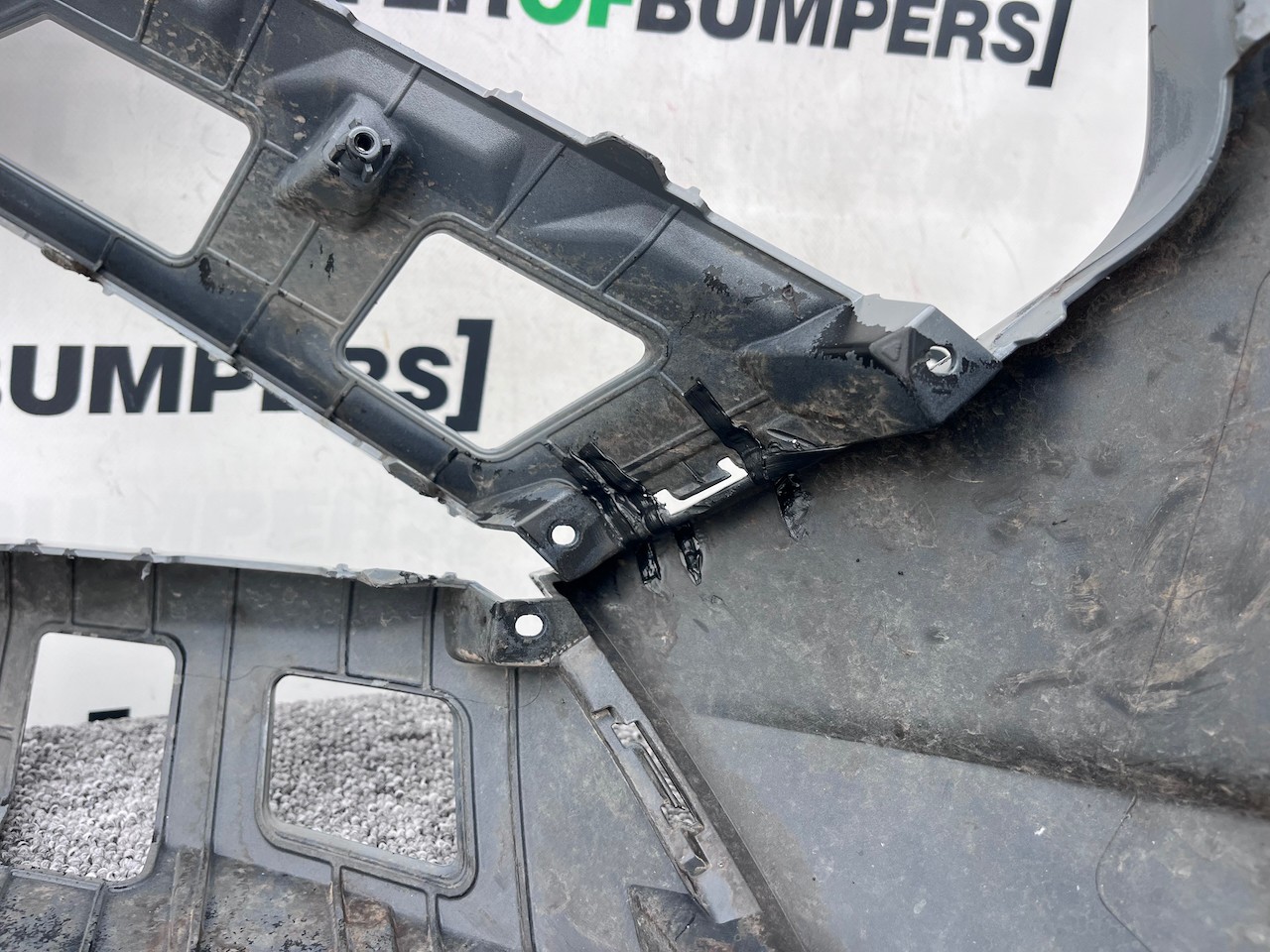 Hyundai Tucson N Line Performance 2021-2024 Front Bumper 4 Pdc Genuine [h560]