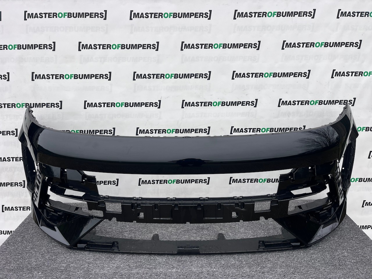 Hyundai Kona N-line Hatchback Mk2 2022-2026 Front Bumper 6 Pdc Genuine [h577]