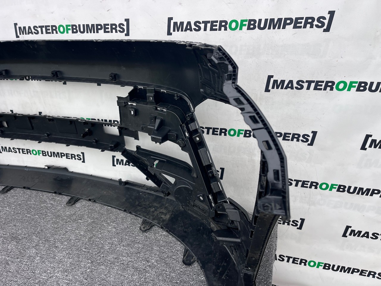 Hyundai Kona N-line Hatchback Mk2 2022-2026 Front Bumper 6 Pdc Genuine [h577]