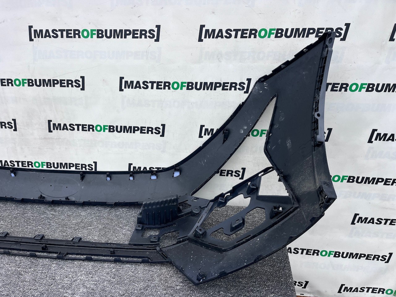 Hyundai Bayon Ultimate Hatchback 2024-2026 Front Bumper 4 Pdc Genuine [h583]