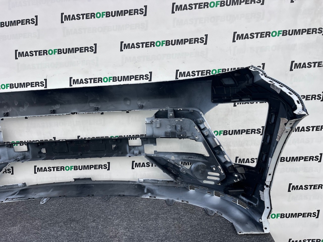 Hyundai Kona N-line Hatchback Mk2 2022-2026 Front Bumper 4 Pdc Genuine [h591]
