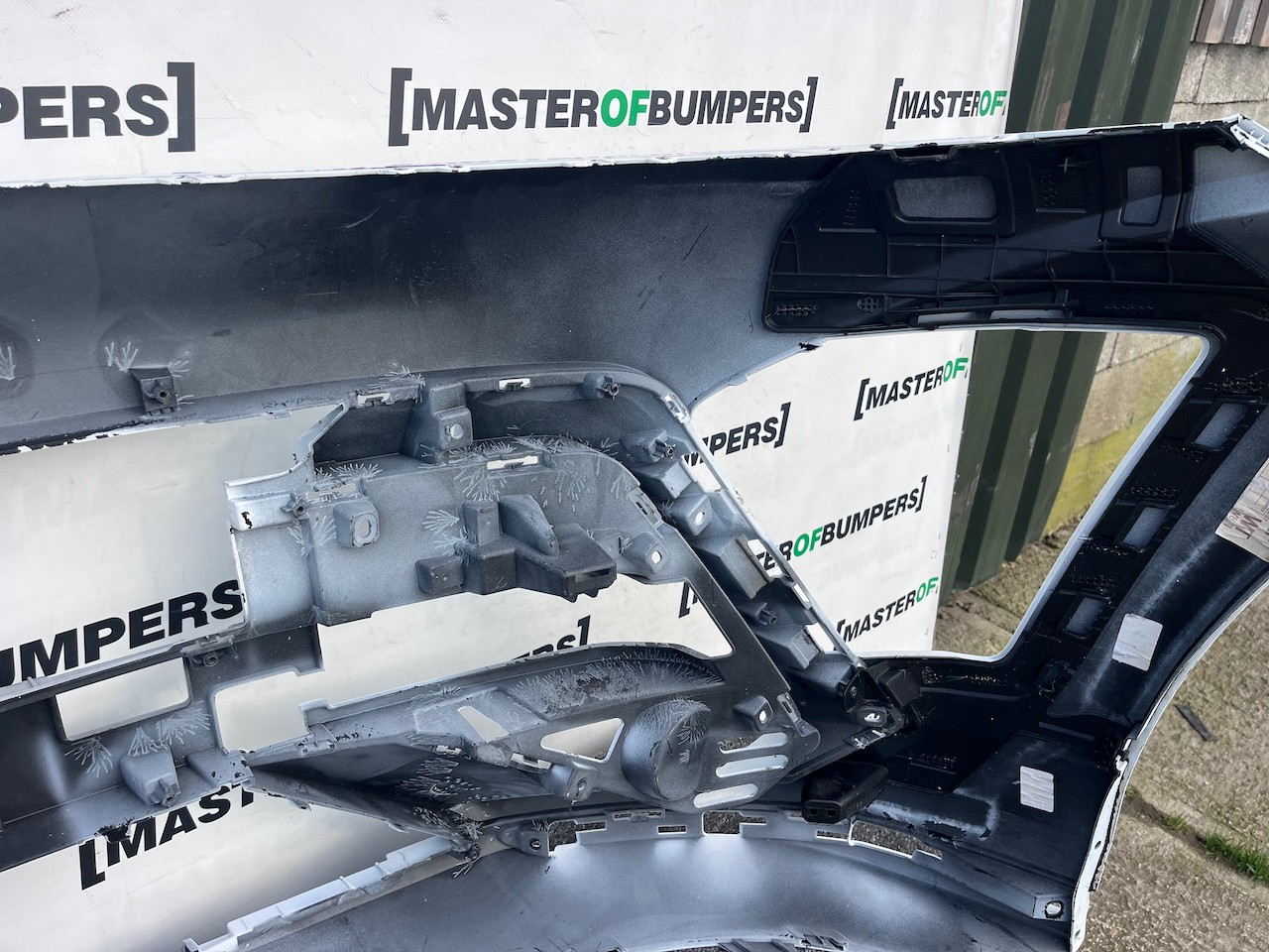 Hyundai Kona N-line Hatchback Mk2 2022-2026 Front Bumper 4 Pdc Genuine [h591]