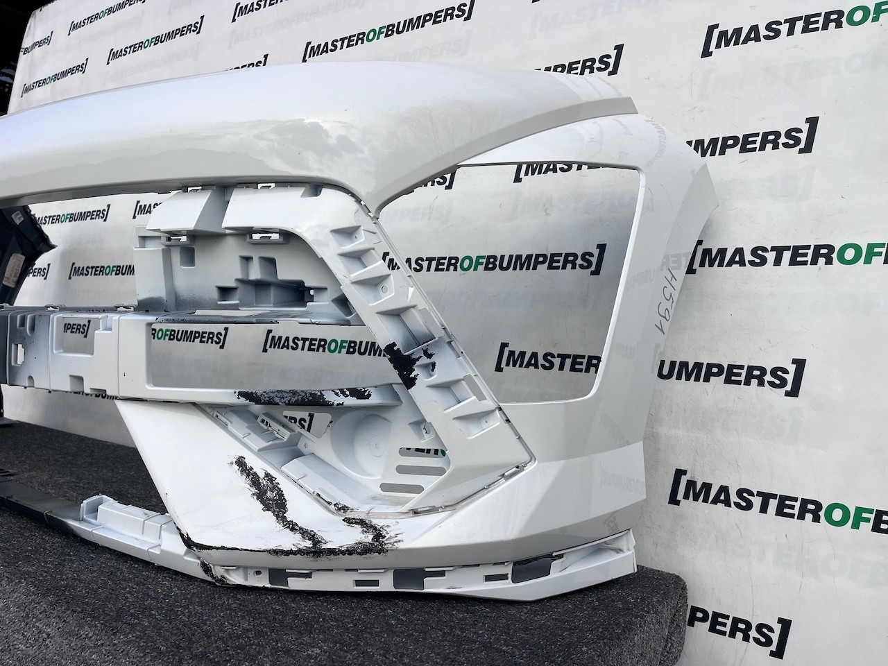 Hyundai Kona N-line Hatchback Mk2 2022-2026 Front Bumper 4 Pdc Genuine [h591]