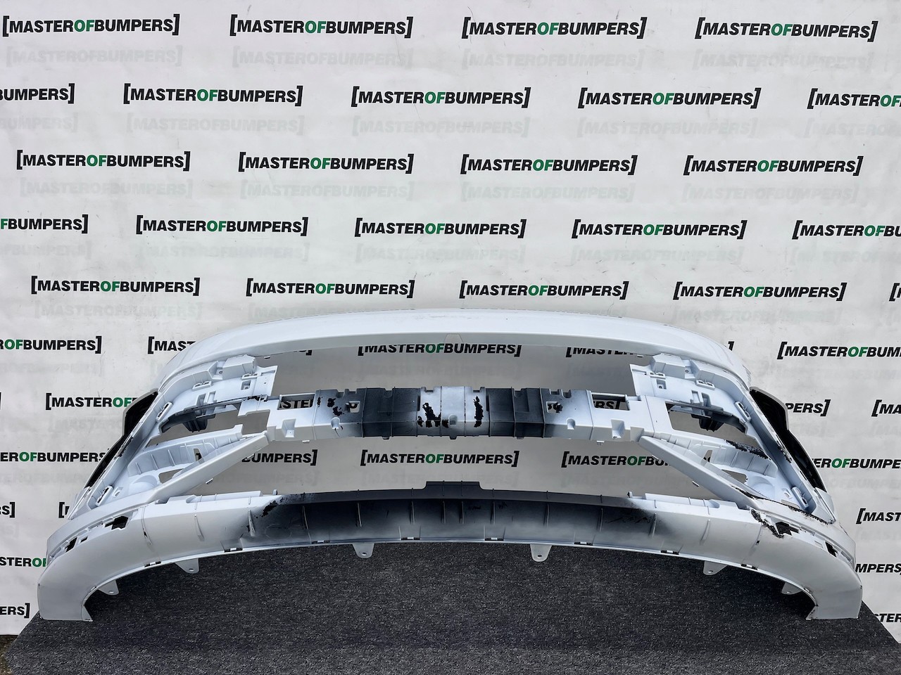 Hyundai Kona N-line Hatchback Mk2 2022-2026 Front Bumper 4 Pdc Genuine [h591]