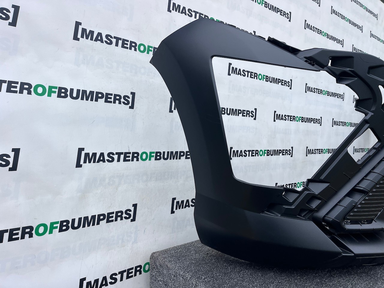 Hyundai Kona Hybrid Ultimate Lift 2022-2026 Front Bumper 4 Pdc Genuine [h597]