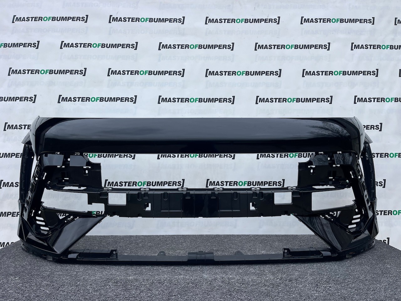 Hyundai Kona N-line Hatchback Mk2 2022-2026 Front Bumper 6 Pdc Genuine [h594]