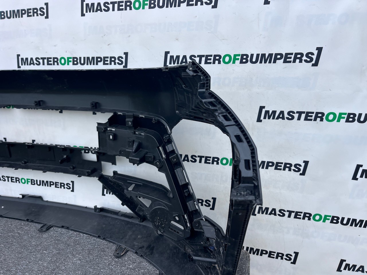 Hyundai Kona N-line Hatchback Mk2 2022-2026 Front Bumper 6 Pdc Genuine [h594]