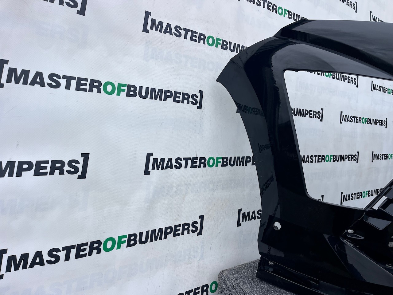 Hyundai Kona N-line Hatchback Mk2 2022-2026 Front Bumper 6 Pdc Genuine [h594]