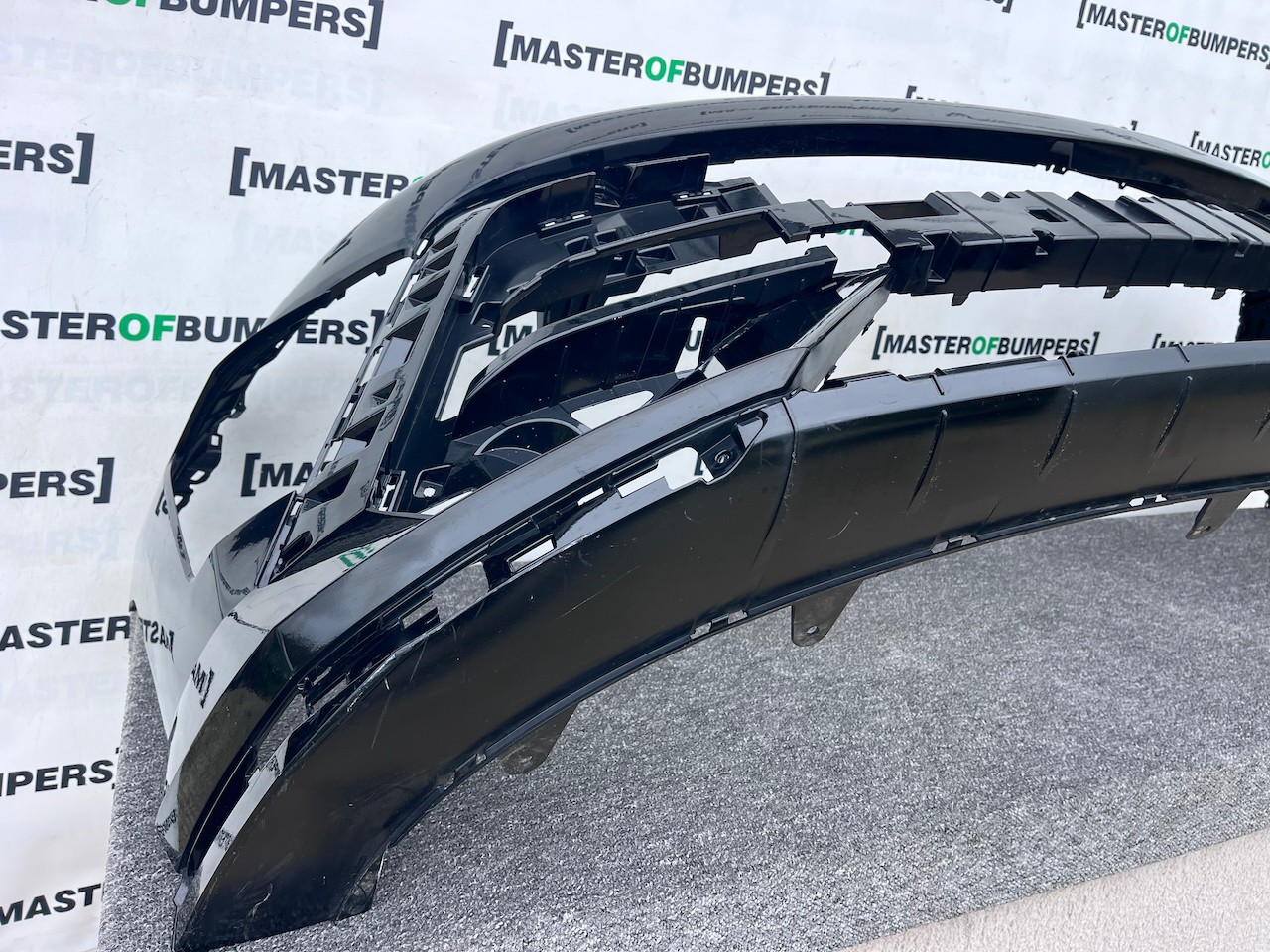 Hyundai Kona N-line Hatchback Mk2 2022-2026 Front Bumper 6 Pdc Genuine [h594]