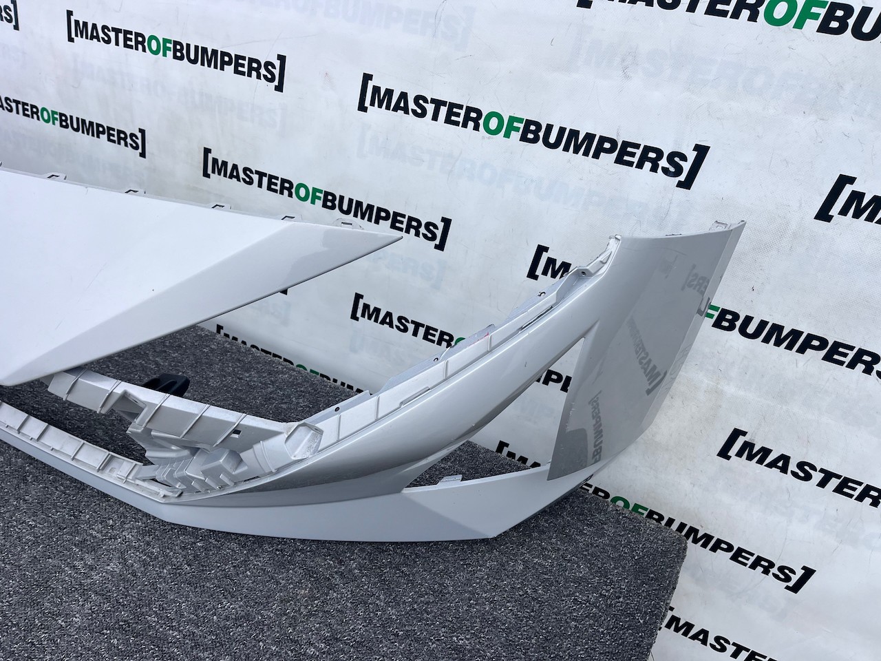 Hyundai I20 Ultimate Hatchback Mk3 Lift 2023-2026 Front Bumper Genuine [h511]