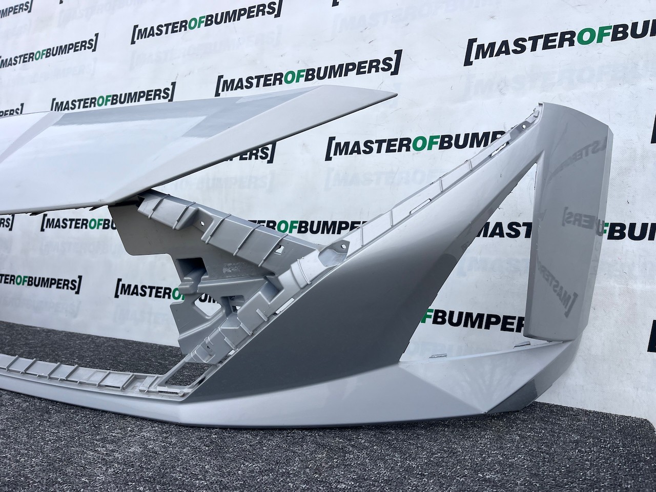 Hyundai I20 Ultimate Hatchback Mk3 Lift 2023-2026 Front Bumper Genuine [h511]