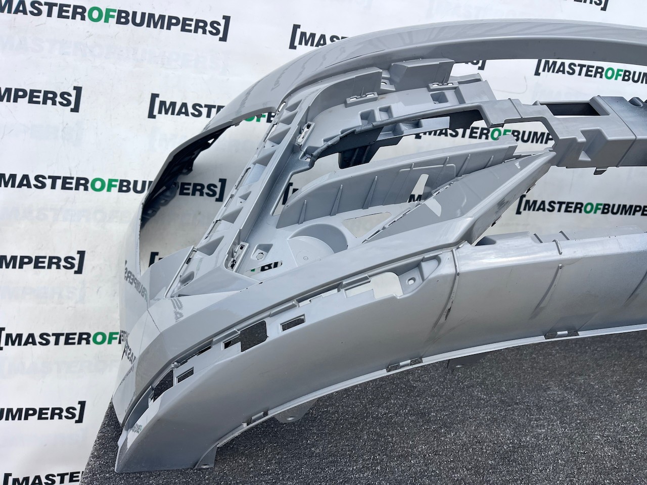 Hyundai Kona N-line Mk2 Hatchback 2024-2027 Front Bumper 6 Pdc Genuine [h614]