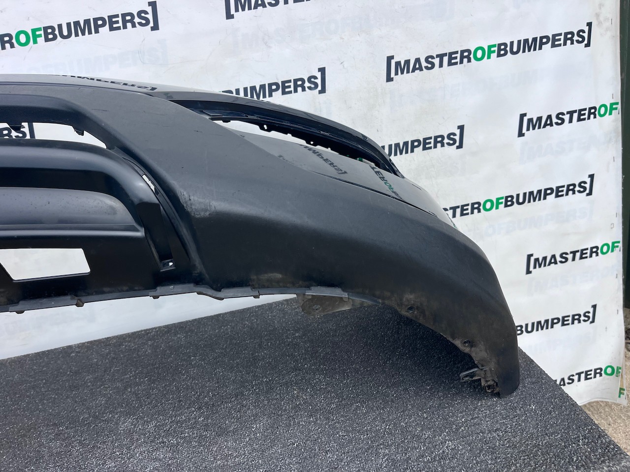 Hyundai Santa Fe Premium 2013-2015 Front Bumper Pdc Genuine [h623]