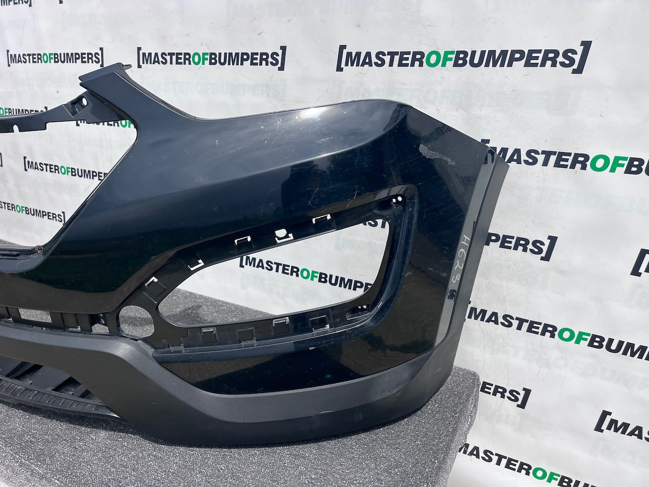 Hyundai Santa Fe Premium 2013-2015 Front Bumper Pdc Genuine [h623]