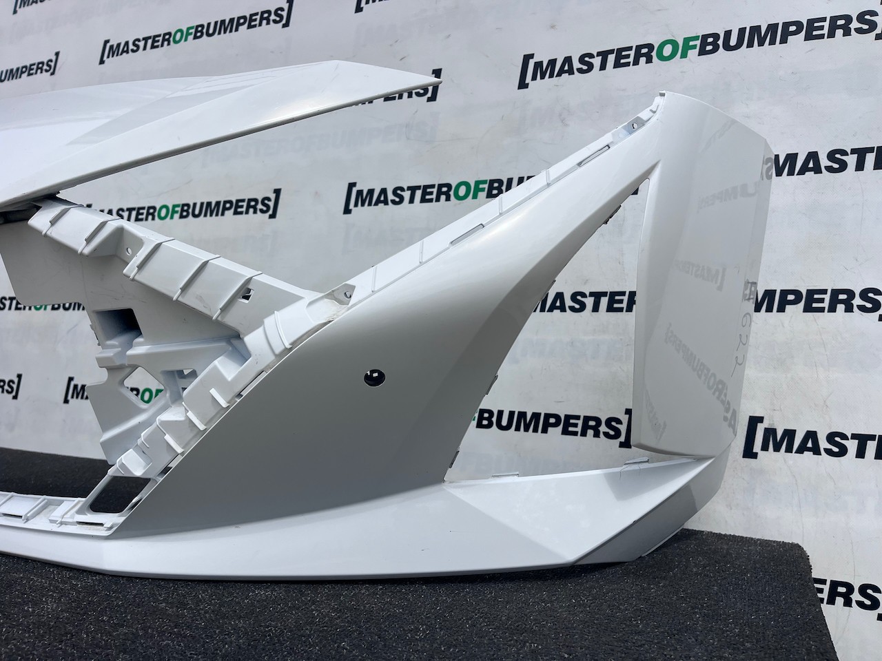 Hyundai I20 Ultimat Hatchback Mk3 Lift 2023-2026 Front Bumper Pdc Genuine [h622]