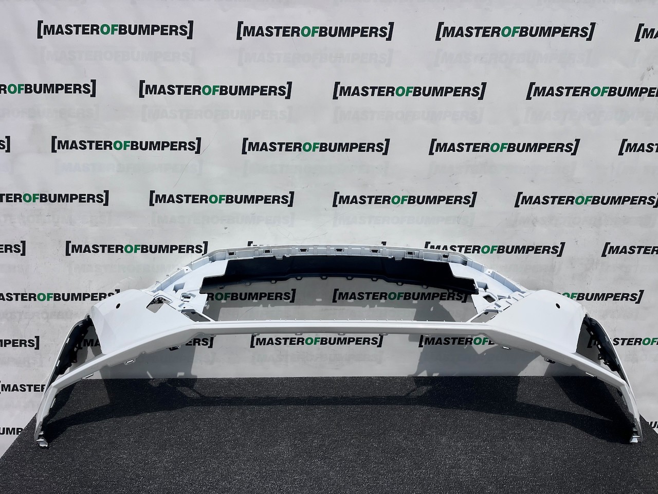 Hyundai I20 Ultimat Hatchback Mk3 Lift 2023-2026 Front Bumper Pdc Genuine [h622]
