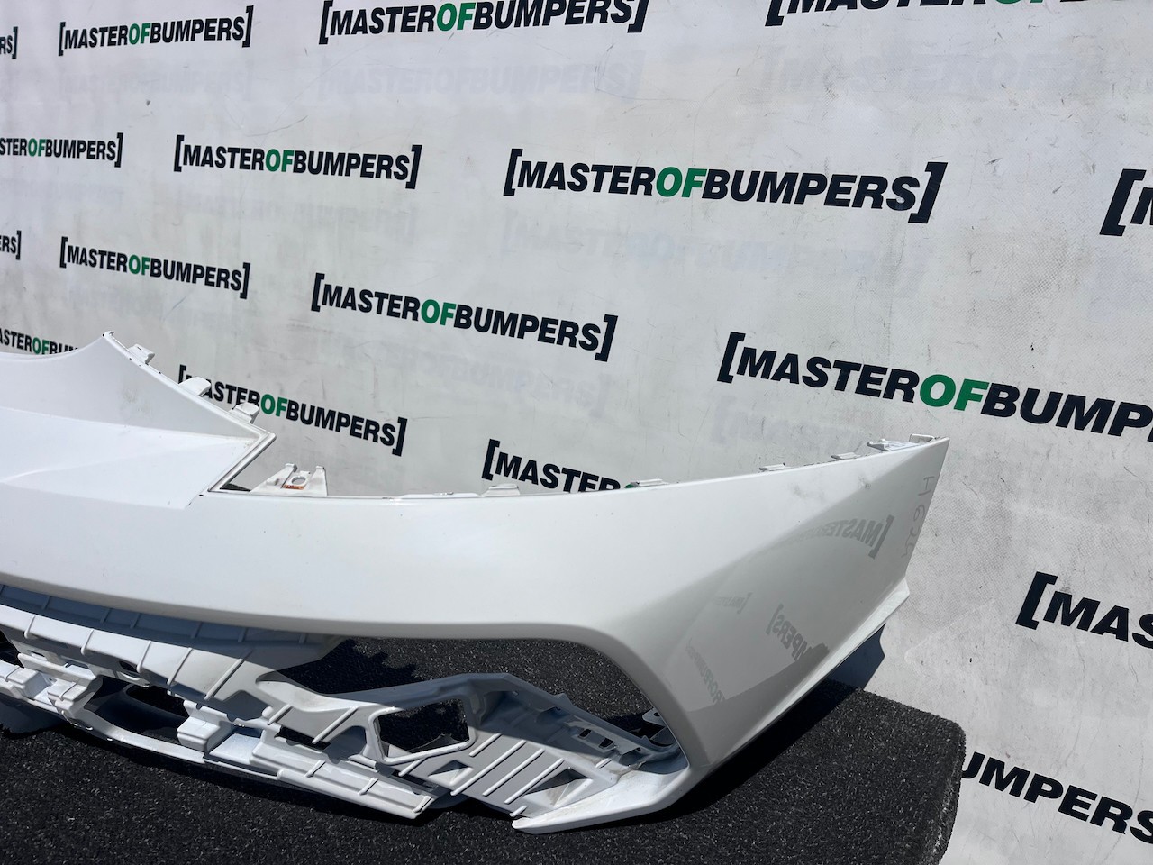 Hyundai Tucson N Line Performance 2021-2024 Rear Bumper 4 Pdc Genuine [h624]
