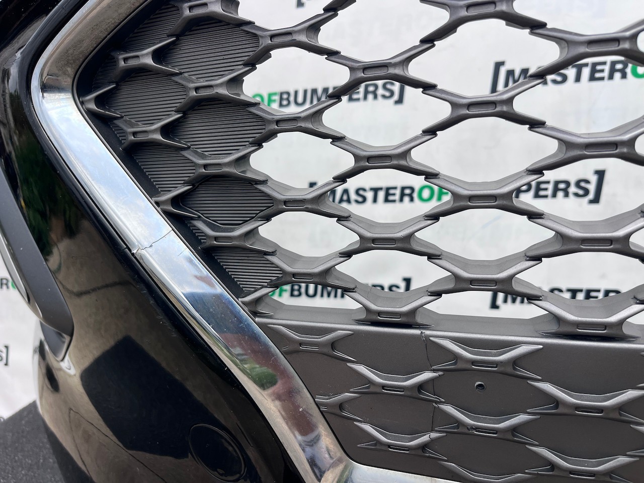 Hyundai Kona Se Hybrid Premium 2017-2020 Front Bumper Genuine [h630]