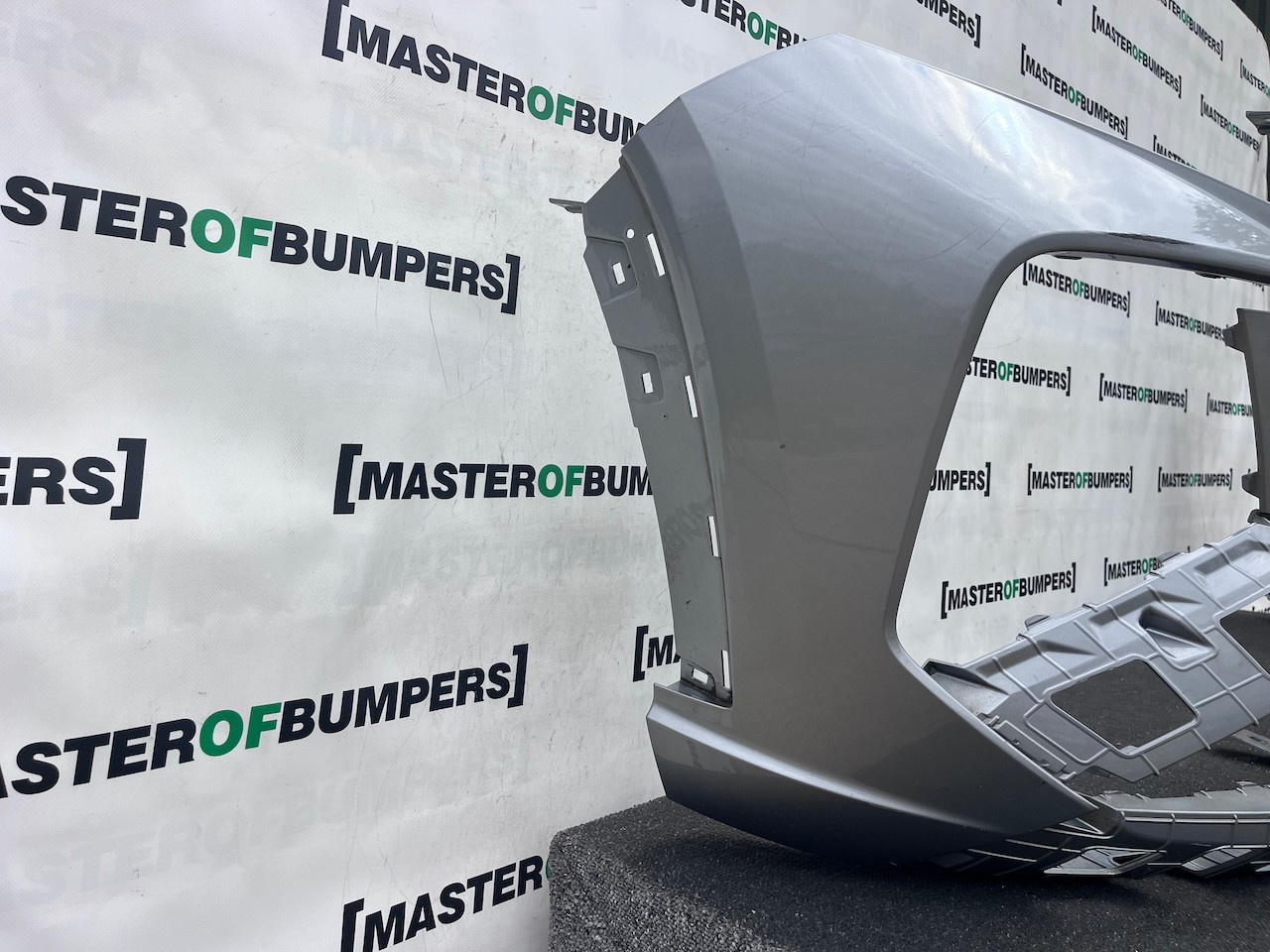 Hyundai Tucson N Line Performance 2021-2024 Front Bumper 4 Pdc Genuine [h631]