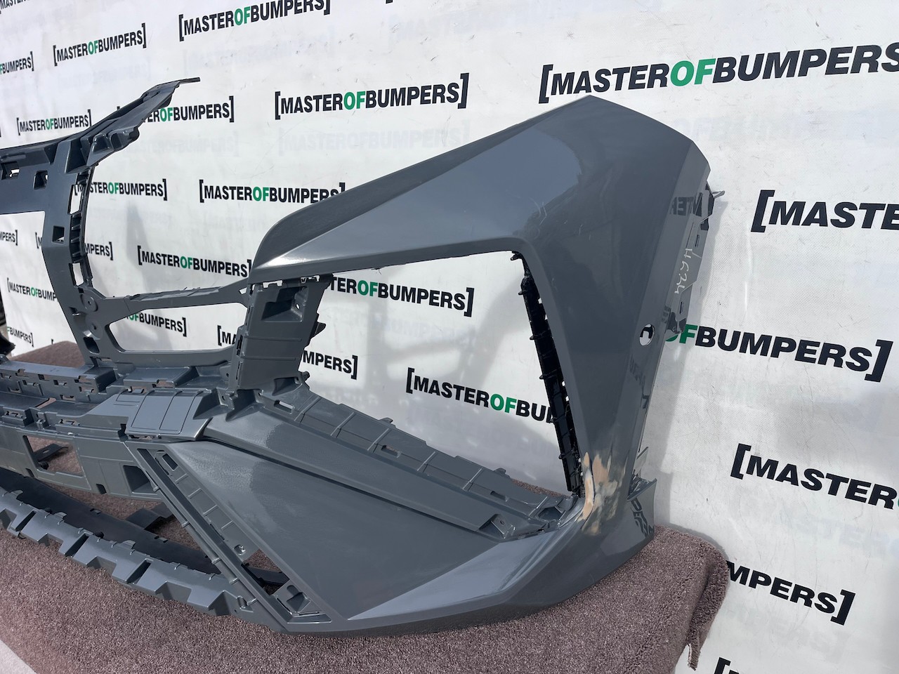 Hyundai Tucson N-line Hybrid Premium 2024-2027 Front Bumper 6 Pdc Genuine [h634]
